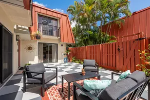 3229 Gardens E Dr, Palm Beach Gardens, FL 33410 - Photo 5