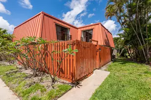 3229 Gardens E Dr, Palm Beach Gardens, FL 33410 - Photo 3