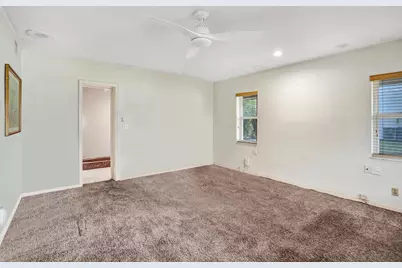 6207 Jacaranda Circle, Tamarac, FL 33319 - Photo 15