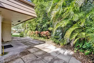 6207 Jacaranda Cir, Tamarac, FL 33319 - Photo 7