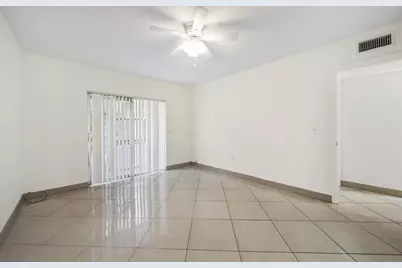 2878 Donnelly Drive #106, Lake Worth, FL 33462 - Photo 13