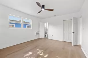 11610 NW 11th Ave, Miami, FL 33168 - Photo 9