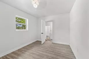 11610 NW 11th Ave, Miami, FL 33168 - Photo 19