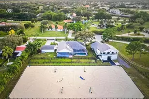 14322 Drafthorse Ln, Wellington, FL 33414 - Photo 11