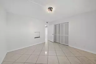 400 Golden Isles Dr, Hallandale Beach, FL 33009 - Photo 23