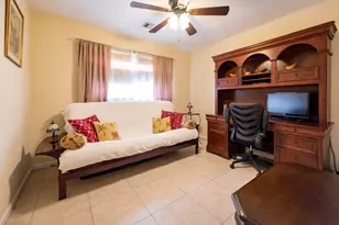 510 S 58th Ct, Hollywood, FL 33023 - Photo 25