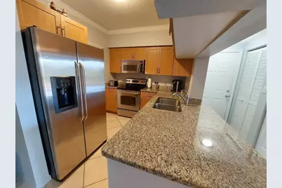 6482 Emerald Dunes Drive #301, West Palm Beach, FL 33411 - Photo 11