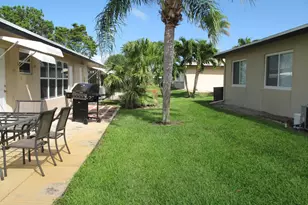892 N High Point Blvd N, Delray Beach, FL 33445 - Photo 33