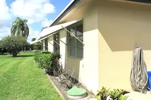 892 N High Point Blvd N, Delray Beach, FL 33445 - Photo 35