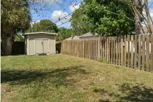 1331 SW Bellevue Ave, Port Saint Lucie, FL 34953 - Photo 39