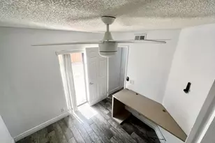 8104 Severn Dr, Boca Raton, FL 33433 - Photo 9