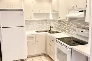 2426 SE 17th St, Fort Lauderdale, FL 33316 - Photo 5