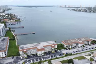 410 Wilma Circle, Riviera Beach, FL 33404 - Photo 15