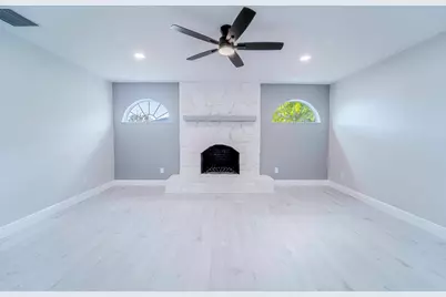 2538 SE Price Court, Port Saint Lucie, FL 34984 - Photo 9