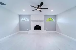 2538 SE Price Ct, Port Saint Lucie, FL 34984 - Photo 9