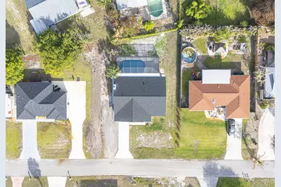 2538 SE Price Court, Port Saint Lucie, FL 34984 - Photo 39