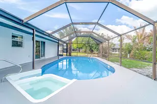 2538 SE Price Ct, Port Saint Lucie, FL 34984 - Photo 31