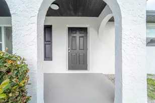 2538 SE Price Ct, Port Saint Lucie, FL 34984 - Photo 13