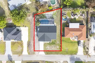 2538 SE Price Ct, Port Saint Lucie, FL 34984 - Photo 7