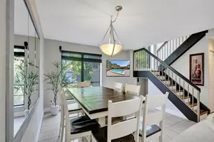 2321 Bayberry Dr, Pembroke Pines, FL 33024 - Photo 7