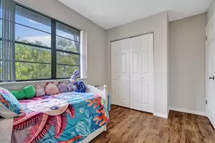 2321 Bayberry Dr, Pembroke Pines, FL 33024 - Photo 33