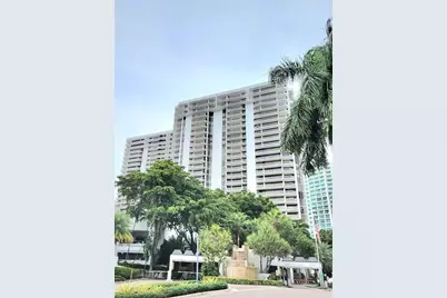 20281 E Country Club Drive E #503, Aventura, FL 33180 - Photo 29