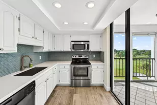 6797 Willow Wood Dr, Boca Raton, FL 33434 - Photo 5