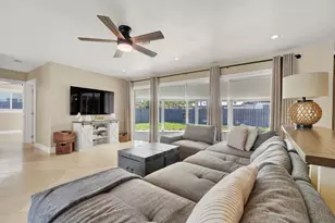 2152 NE 61st Ct, Fort Lauderdale, FL 33308 - Photo 9