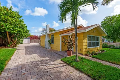 527 50th Street, West Palm Beach, FL 33407 - Photo 1