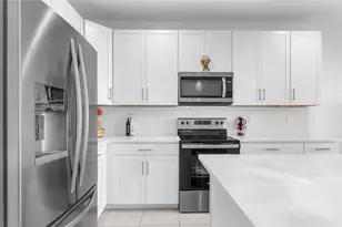 304 NW 36th Ave, Pompano Beach, FL 33069 - Photo 11