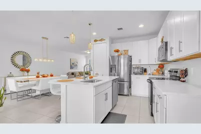 304 NW 36th Avenue, Pompano Beach, FL 33069 - Photo 9