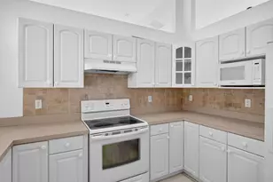 1881 SW Buttercup Ave, Port Saint Lucie, FL 34953 - Photo 11
