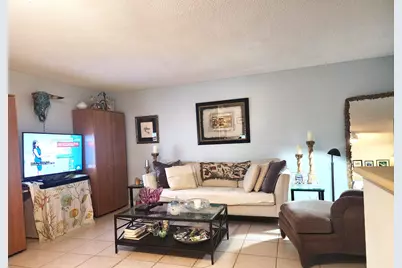 804 SE 7th Street #101, Deerfield Beach, FL 33441 - Photo 5