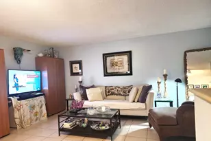 804 SE 7th St, Deerfield Beach, FL 33441 - Photo 5