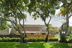 620 Commodore Dr, Plantation, FL 33325 - Photo 1