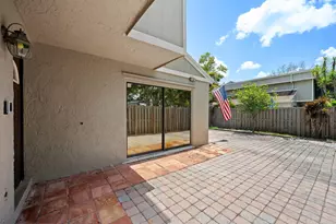 620 Commodore Dr, Plantation, FL 33325 - Photo 3
