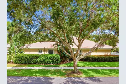 2568 N Coral Trace Circle N, Delray Beach, FL 33445 - Photo 3