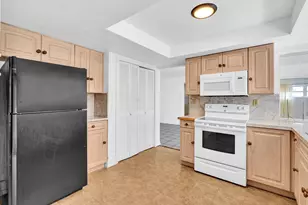 2445 NW 72nd Ave, Sunrise, FL 33313 - Photo 5