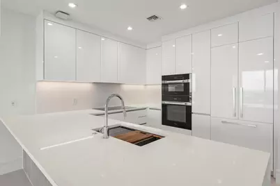 220 Lake Shore Drive #1121, Lake Park, FL 33403 - Photo 5