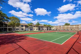 300 Berkley Rd, Hollywood, FL 33024 - Photo 9