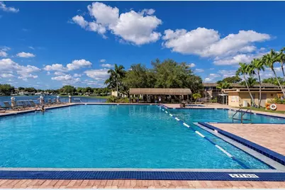 300 Berkley Road #112, Hollywood, FL 33024 - Photo 5