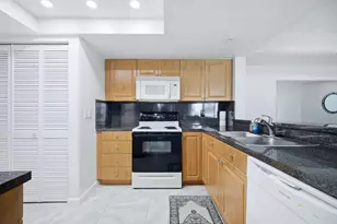 9244 W Atlantic Blvd, Coral Springs, FL 33071 - Photo 7