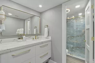 6039 Collins Ave, Miami Beach, FL 33140 - Photo 15