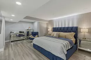 6039 Collins Ave, Miami Beach, FL 33140 - Photo 13