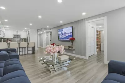 6039 Collins Avenue #609, Miami Beach, FL 33140 - Photo 7