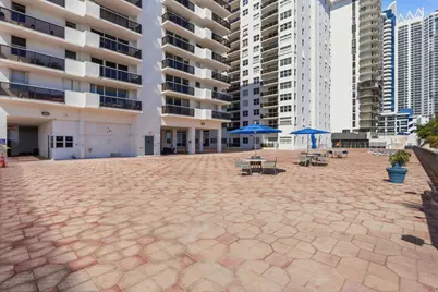 6039 Collins Avenue #609, Miami Beach, FL 33140 - Photo 37