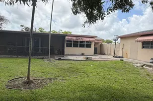 6971 SW 1st Ct, Pembroke Pines, FL 33023 - Photo 15