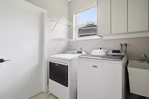 1290 Ginger Cir, Weston, FL 33326 - Photo 35