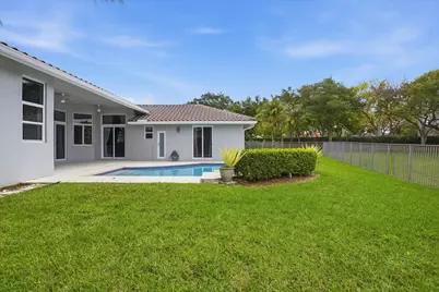 1290 Ginger Circle, Weston, FL 33326 - Photo 41