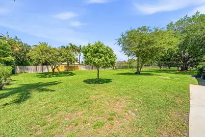 13091 SW 16th Court, Davie, FL 33325 - Photo 5